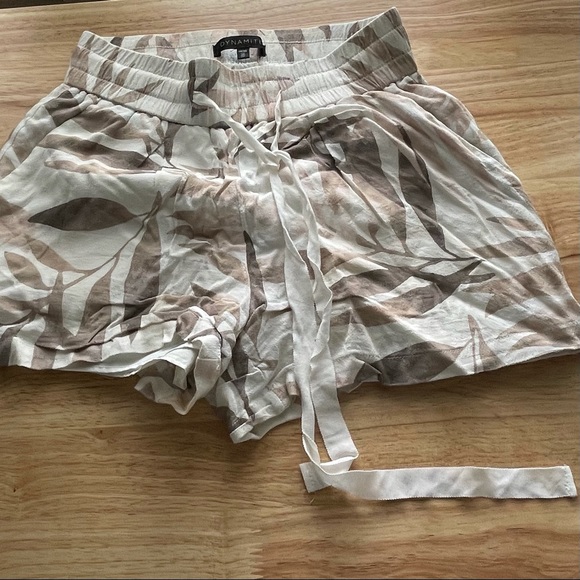 Shorts - Picture 1 of 1